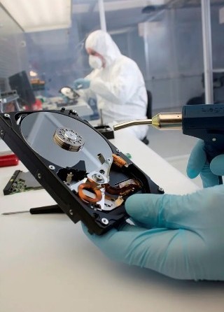Cleanroom data recovery